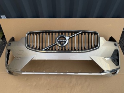 Бампер решітка радіатора volvo xc60 ii lift 2021 оригінал фото №1