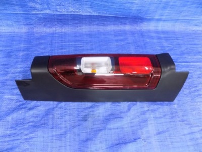 Лампа левый задняя левая задняя renault trafic iii 93867974 фото №1