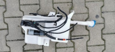 Бак омывателя volvo v40 ii 31391615 2012- фото №1