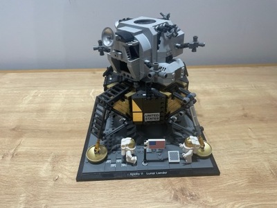 LEGO Creator Expert 10266 Lądownik księżycowy