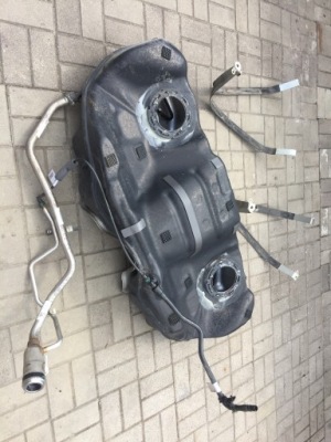 Maserati ghibli 3.0 v6 sq4 14- бак пального фото №1