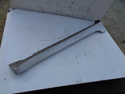 Молдинг поріг права hyundai i40 sedan фото №1