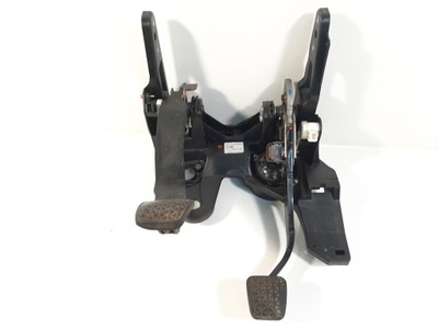 Opel astra j 11r 2.0 cdti педали тормоза сцепления фото №1