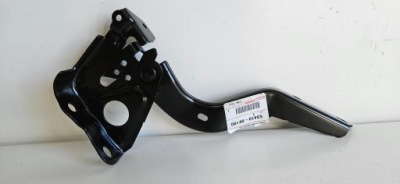 Петля капот правий toyota highlander 53410-0e190 фото №1