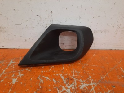 Dacia duster 10-17 рамка заглушка решітка бампера перед права 2024634x фото №1