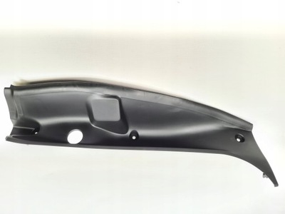 Захист права пластик стійка багажника 8200094122 фото №1