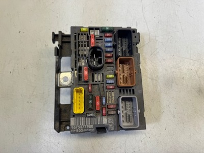 Peugeot 5008 i модуль bsm 9675877980 фото №1