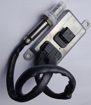 Датчик nox выхлопных газов iveco stralis eurocargo оригинальный номер 5801754015 фото №1