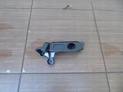 SOPORTES DE PARAGOLPES TRASERO PARTE TRASERA DERECHA CITROEN C3 3 16-  