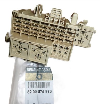 Коробка предохранителей 8200574970 renault фото №1