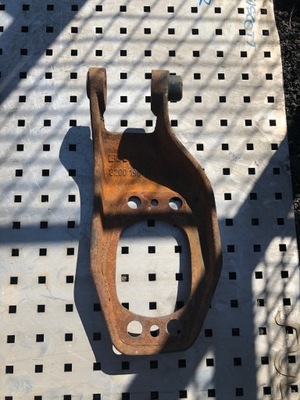 Кронштейн подушка двигуна master ii 8200190556a фото №1