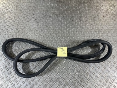 Mercedes ml164 рестайлінг  08- прокладка дверей задні задня права фото №1