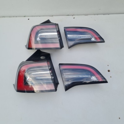 Tesla model 3 y лампа задня ліва 1502088-00-b фото №1