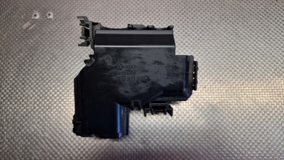 Audi a6 c6 корпус коробка предохранителей 4f0971981a фото №1