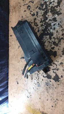 Mazda tribute i коробка предохранителей фото №1