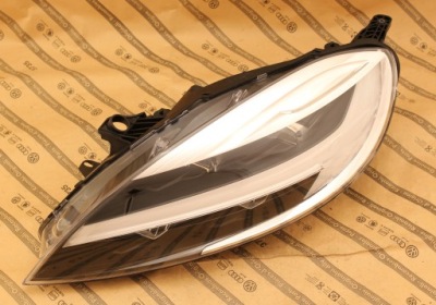 Volvo v40 xc40 fl lift 17-19 лампа перед full led фото №1