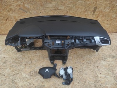 Панель приладів консоль citroen c3 ii фото №1