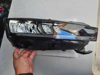 Pr kompletny led skoda octavia 4 5e4941016 ideał фото №1