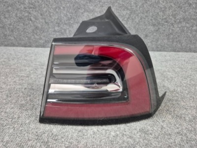 Лампа задняя задний  правая led - tesla model 3 y 2020- фото №1