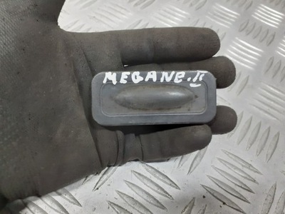 Микровыключатель замка крышки renault megane ii 8200076256 фото №1