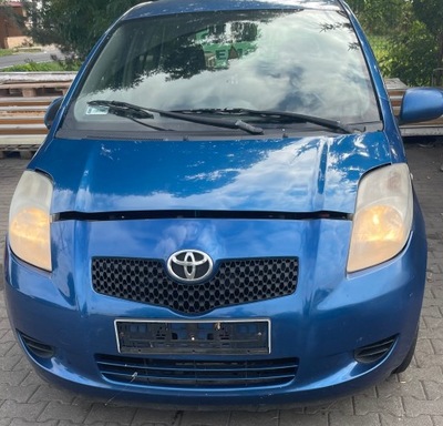 TOYOTA YARIS II 1,0 69 KM 1KR-Y52 8T0 - NA ЗАПЧАСТИ