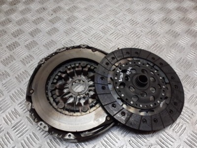 Прижим сцепления с диск renault scenic ii 1.9 dci фото №1