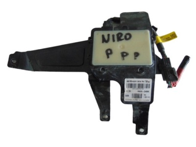 Радар правий задня kia niro 95820-q4000 фото №1