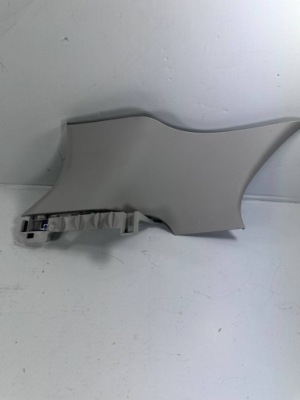 Захист стійка лівий задня megane iv hb 769356056r фото №1