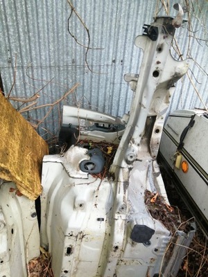 Vw golf v plus подкрылок четверть фото №1