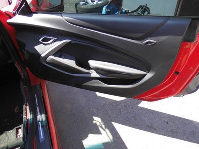 Обшивка оббивка двері права ліва camaro vi 16- фото №1