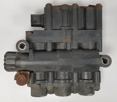 Клапан подвеска подушек ecas mercedes actros mp4 a0013271325 фото №1