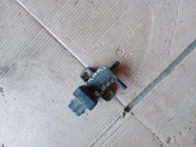 Клапан вакуумa laguna ii 2.0 dci 8200762597 фото №1