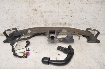 Jaguar xe hak буксировочный фото №1