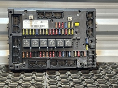 Модуль sam панель предохранителей mercedes actros mp4 a0014461558 фото №1