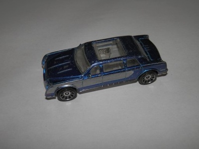 Limousine 2001 Matchbox model resorak autko