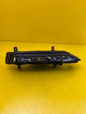 Фара правый  противотуманная фара skoda superb 3 рестайлинг  drl led 2019- 3v0941700b фото №1