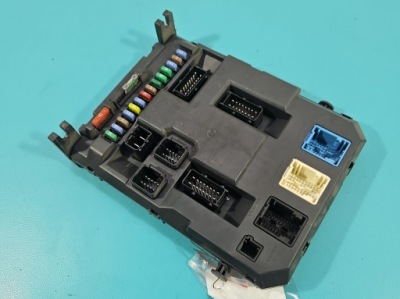 Блок управления модуль bsi peugeot 207 9664983080 фото №1