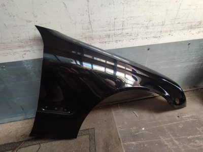 Крила правий перед mercedes w203 c197 фото №1