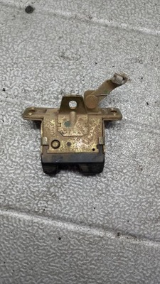 Замок кришки opel corsa b 99r 1.0b фото №1