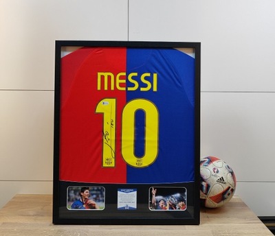 Leo Messi, FC Barcelona - koszulka z autografem w ramie od 1zł! (zag)