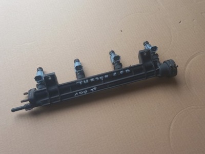 Hyundai tucson 2.0b молдинг впрыскная фото №1