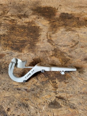 Петля капот правий peugeot 2008 13- ewp фото №1