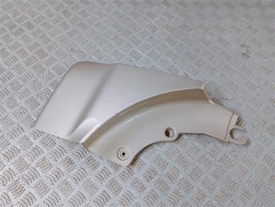 Mm toyota rav4 iii 06-12 накладка крышки правый задняя фото №1