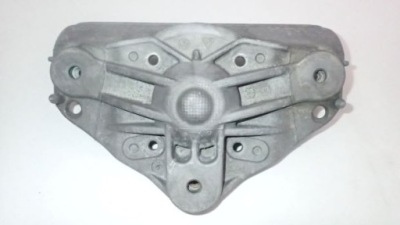 Кронштейн кронштейн амортизатора 7l0412391e audi q7 4l фото №1