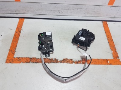 Bmw 3 g21 замок кришки доводчик 7357112 7430626 фото №1