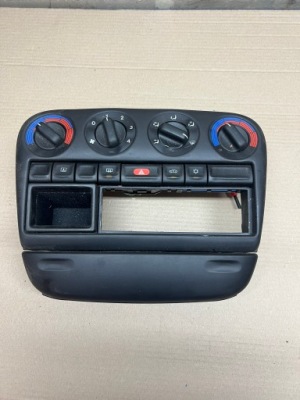 Панель обдув аварийных opel omega b фото №1