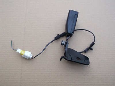 Peugeot 508 sedan кліпса поперечина задня фото №1