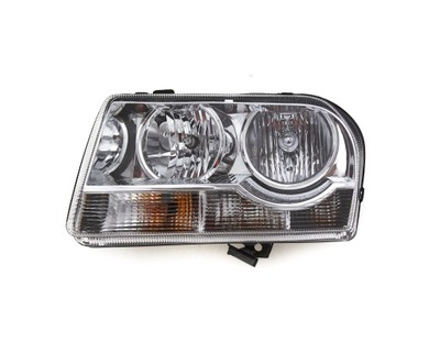 CHRYSLER 300C 2005 - 11 LAMP FRONT LEFT 1  