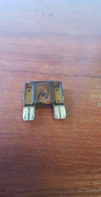 Предохранитель bmw 7 e65 e66 4635023 фото №1