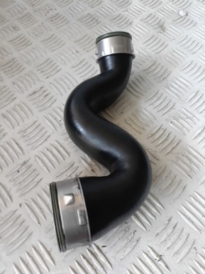 Volkswagen оригинальный номер 3b0 145 828 h шланг воздуха наддувочный фото №1